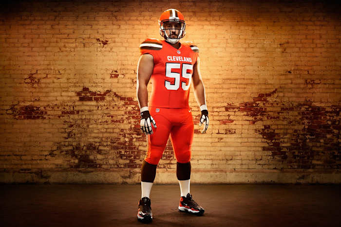 45626_268352_Nike_FB_Cleveland_Alex_Mack_Soldiers_0132_16x9_original.jpg